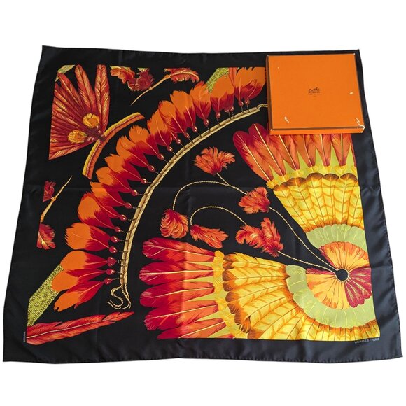 HERMES Vintage Brazil Detail Black Red 90 cm Silk Square Scarf Box Excellent